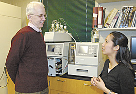 Harry Frank, professor of chemistry, with Robielyn Ilagan, a Ph.D. student