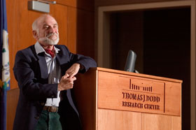 Pulitzer Prize-winning historian Rhys Isaac speaks to students and faculty during the recent Draper Graduate Student Conference in Early American Studies.
