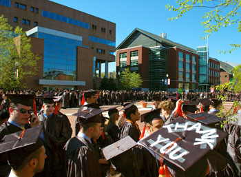 A picnic on April 21 celebrating the 125th anniversary of the founding of the University drew more than 10,000 people.