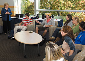 Margot Morrell, Shackleton’s biographer, speaks with Leadership Legacy and FYE students.