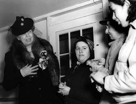 Eleanor Roosevelt visits UConn in 1943.
