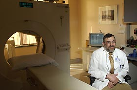 Image: Ronald Weiner with gamma camera